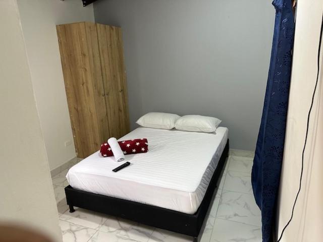 Apartahotel Malaga Medellin Exterior photo