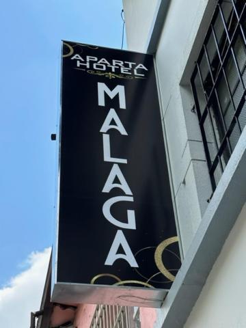 Apartahotel Malaga Medellin Exterior photo